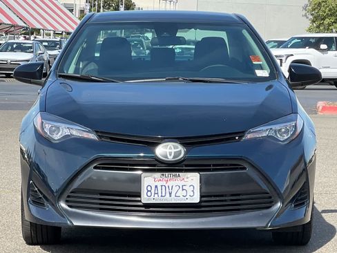Used 2017 Toyota Corolla LE image 10