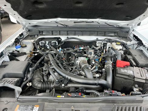 Used 2024 Ford Bronco Outer Banks image 30