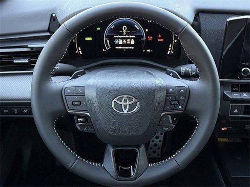 New 2026 Toyota Camry SE image 13