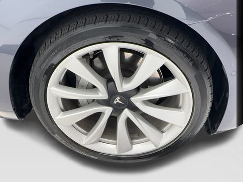 Used 2020 Tesla Model 3 Long Range AWD/4WD image 13