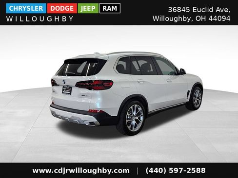 Used 2026 BMW X5 xDrive50e w/ Climate Comfort Package AWD/4WD image 9