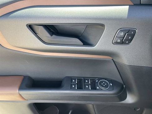 Used 2025 Ford Bronco Sport Outer Banks AWD/4WD image 22