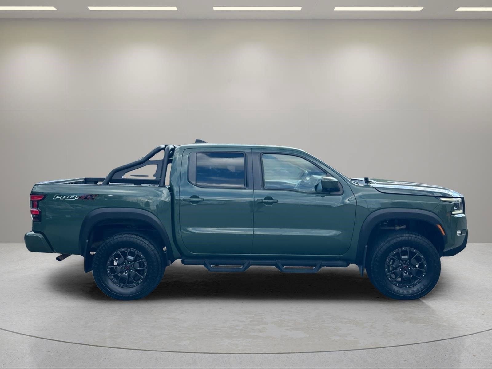 Used 2023 Nissan Frontier PRO-4X w/ Pro-4X Premium Package AWD/4WD image 7