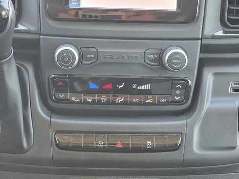 Used 2025 RAM ProMaster 2500 w/ Convenience Group FWD image 20