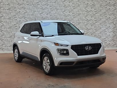 Certified 2025 Hyundai Venue SE