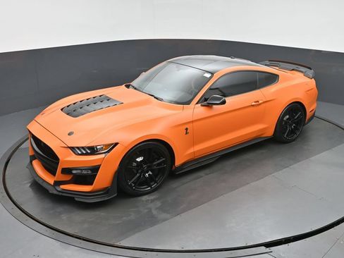 Used 2020 Ford Mustang Shelby GT500 w/ Handling Package RWD image 32