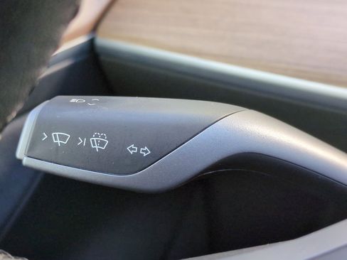 Used 2022 Tesla Model 3 Performance image 28