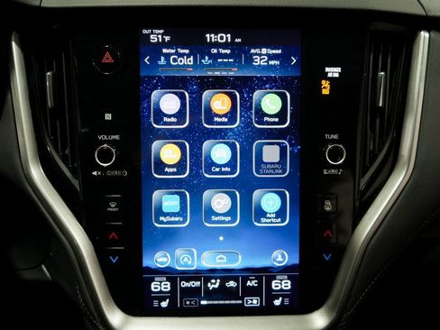 Used 2022 Subaru Outback Premium image 17