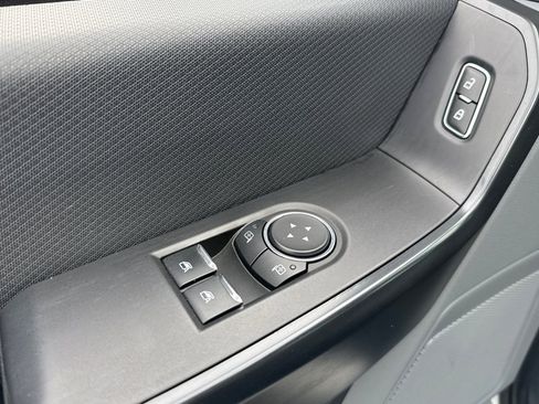 Used 2024 Ford F150 XL image 11