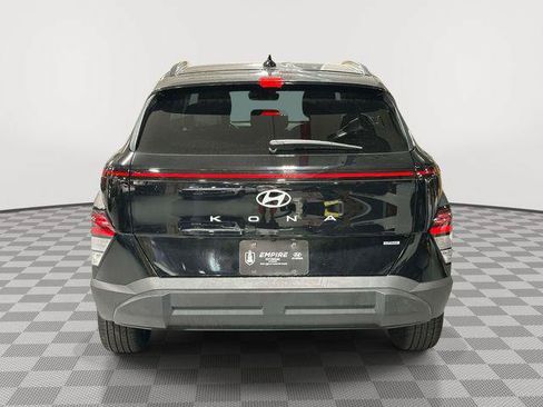 Certified 2024 Hyundai Kona SEL AWD/4WD image 3