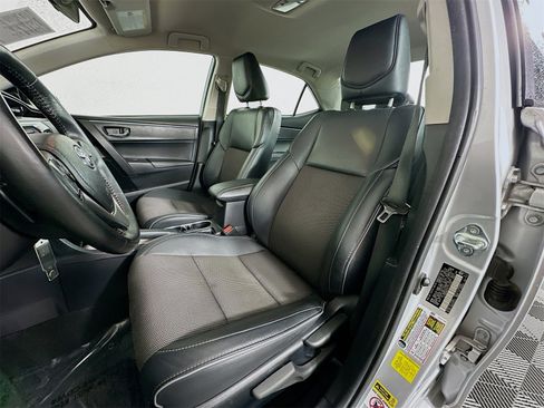 Used 2014 Toyota Corolla S image 19