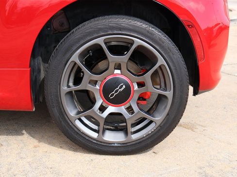 Used 2014 FIAT 500 Sport w/ Comfort/Convenience Group image 8