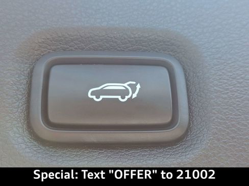Used 2022 Hyundai Santa Fe Limited w/ Cargo Package FWD image 14