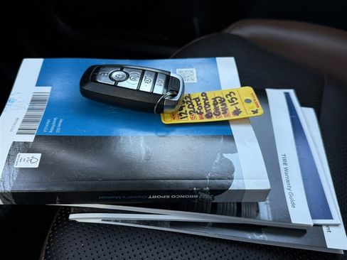 Used 2022 Ford Bronco Sport Badlands w/ Premium Package image 36