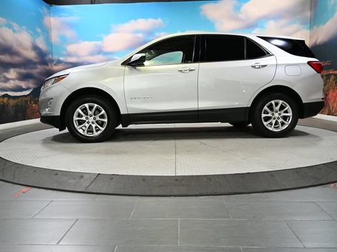 Used 2020 Chevrolet Equinox LT AWD/4WD image 4