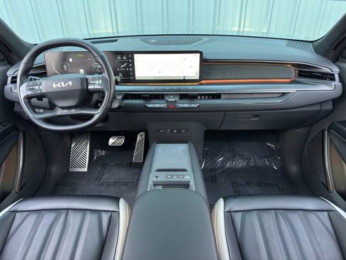 Used 2024 Kia EV9 GT-Line image 13