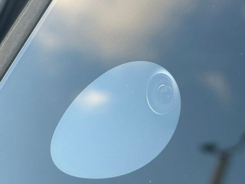 Used 2024 Tesla Model Y Long Range image 43