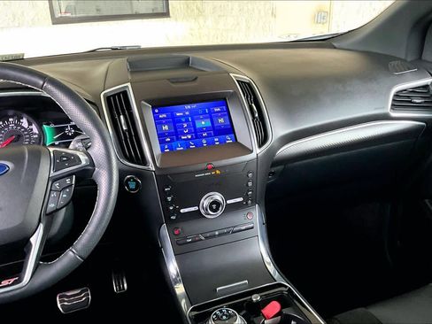 Used 2020 Ford Edge ST w/ Cold Weather Package image 7