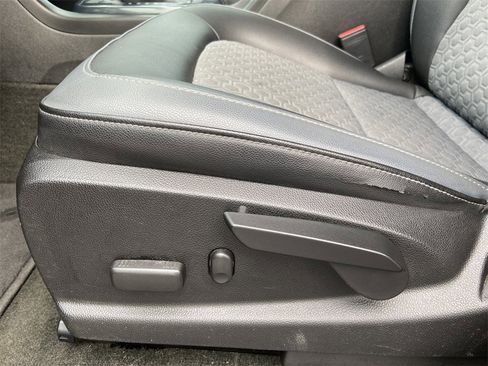 Used 2018 Chevrolet Colorado Z71 image 14