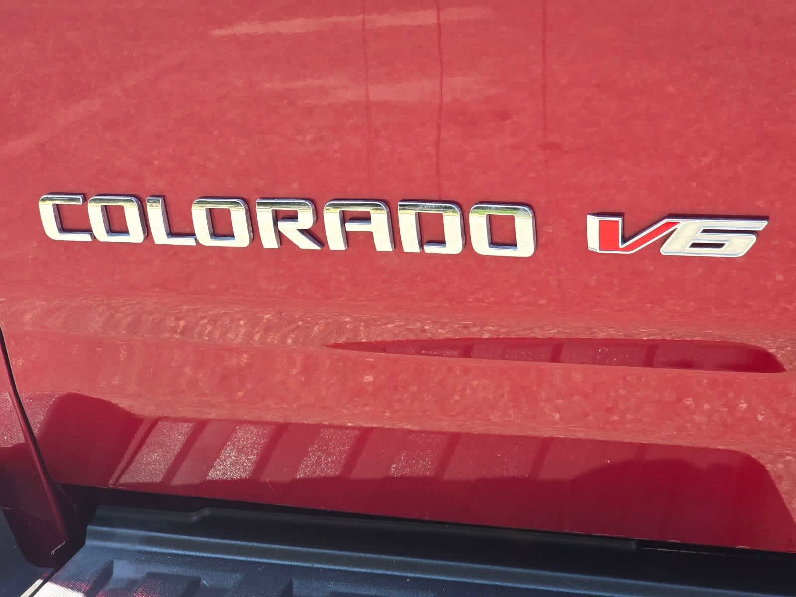 Used 2018 Chevrolet Colorado LT w/ LT Convenience Package RWD image 7