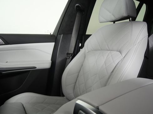 New 2027 BMW X7 xDrive40i AWD/4WD image 24