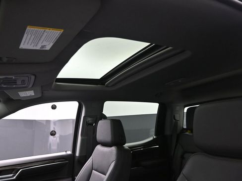 Used 2023 Chevrolet Silverado 1500 LTZ w/ LTZ Premium Package image 20