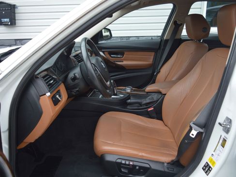 Used 2015 BMW 328i xDrive Sedan AWD/4WD image 10