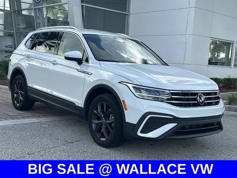 Certified 2024 Volkswagen Tiguan SE FWD image 5