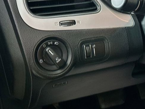 Used 2015 Dodge Journey SXT w/ Flexible Seating Group image 11