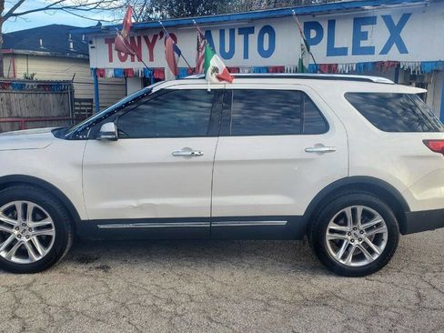 Used 2016 Ford Explorer Limited w/ Equipment Group 301A image 6