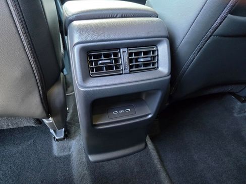 Used 2025 Honda CR-V EX-L image 11