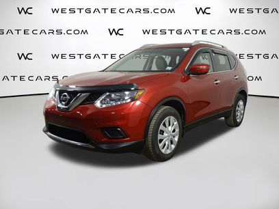 Used 2016 Nissan Rogue S w/ Appearance Package