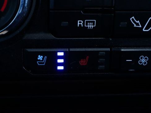 Used 2021 Ford F350 Lariat image 48