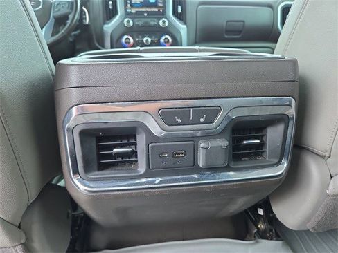 Used 2021 GMC Sierra 1500 SLT image 12
