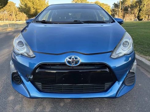 Used 2016 Toyota Prius C Three image 6
