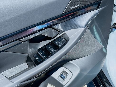 New 2027 BMW 530i w/ M Sport Package RWD image 23