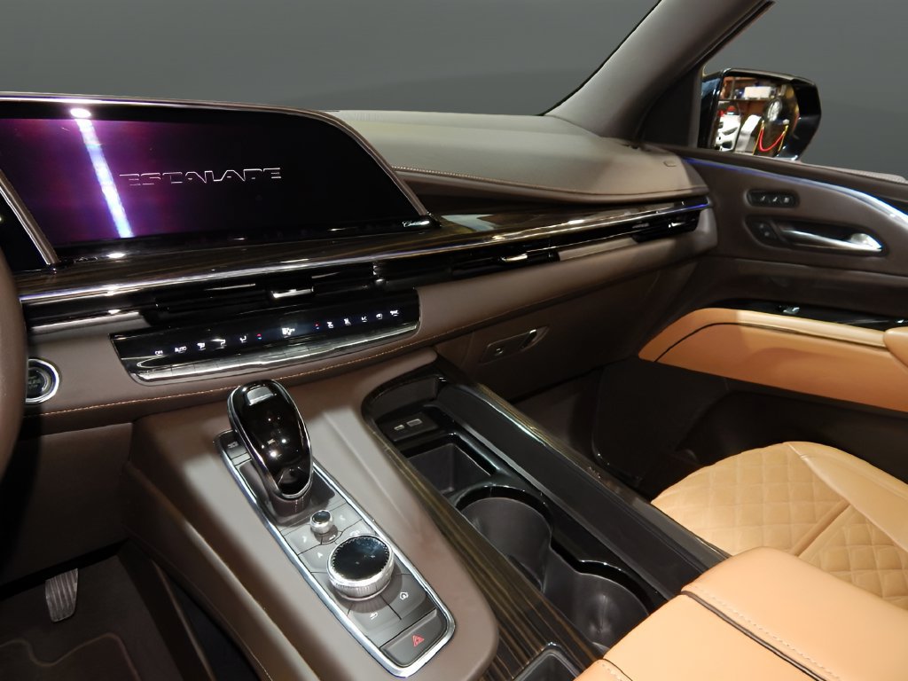 Used 2021 Cadillac Escalade ESV Sport AWD/4WD image 18