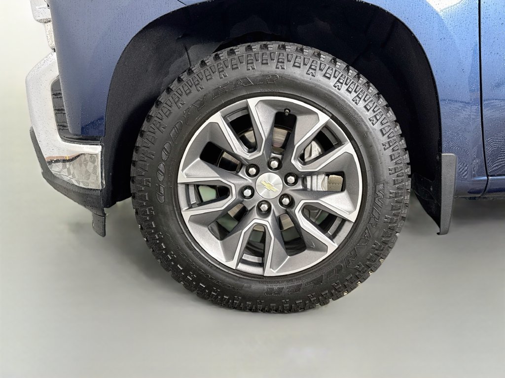 Used 2020 Chevrolet Silverado 1500 LT w/ Texas Edition RWD image 30