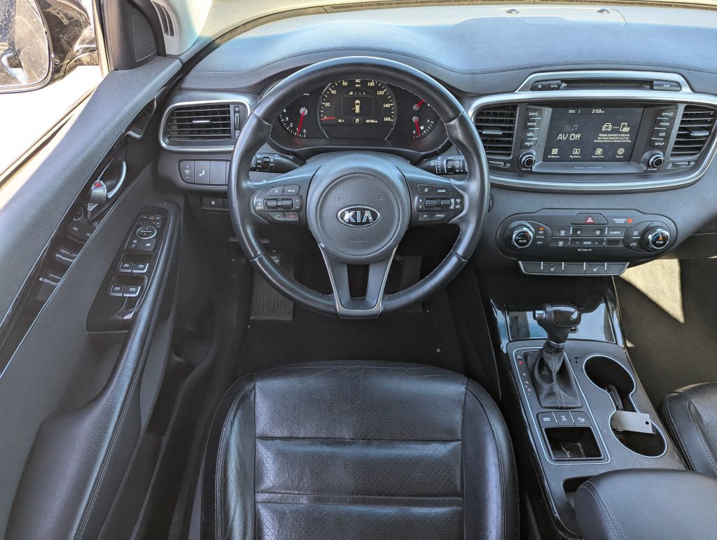 Used 2018 Kia Sorento EX AWD/4WD image 29