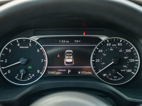 Used 2023 Nissan Rogue S FWD image 23