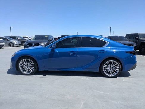 Used 2022 Lexus IS 300 w/ Premium Package RWD image 6