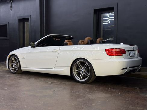 Used 2011 BMW 335is Convertible RWD image 7