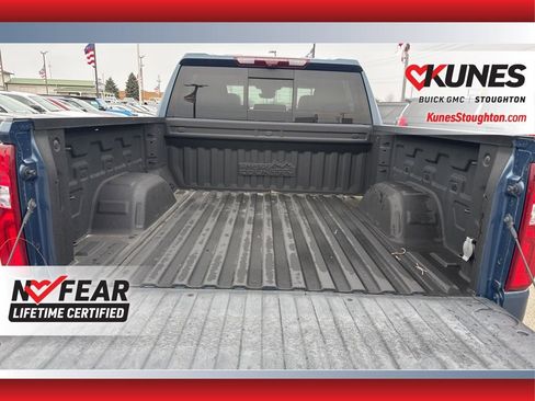 Used 2024 Chevrolet Silverado 1500 High Country AWD/4WD image 19