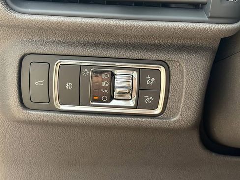 Used 2020 Lincoln Corsair Reserve w/ Elements Package image 19