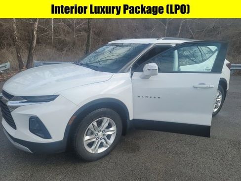 Used 2019 Chevrolet Blazer LT image 3