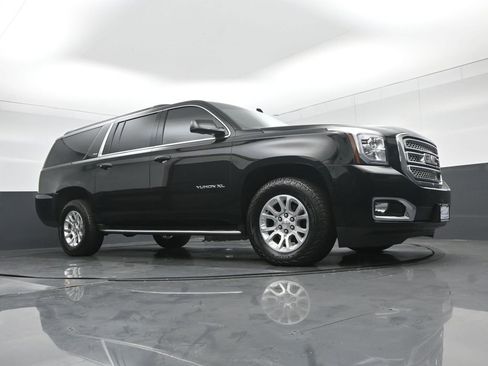 Used 2020 GMC Yukon XL SLT image 65