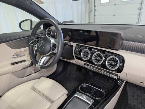 Certified 2025 Mercedes-Benz CLA 250 4MATIC image 39