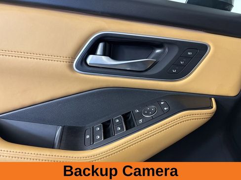 Used 2023 Nissan Rogue Platinum w/ Platinum Premium Package image 10