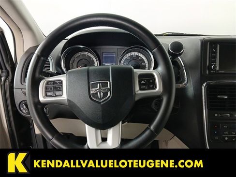 Used 2012 Dodge Grand Caravan Crew w/ Trailer Tow Group image 10