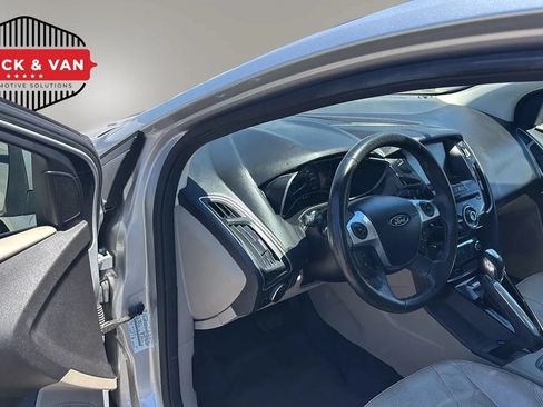 Used 2013 Ford Focus Electric Hatchback FWD image 44